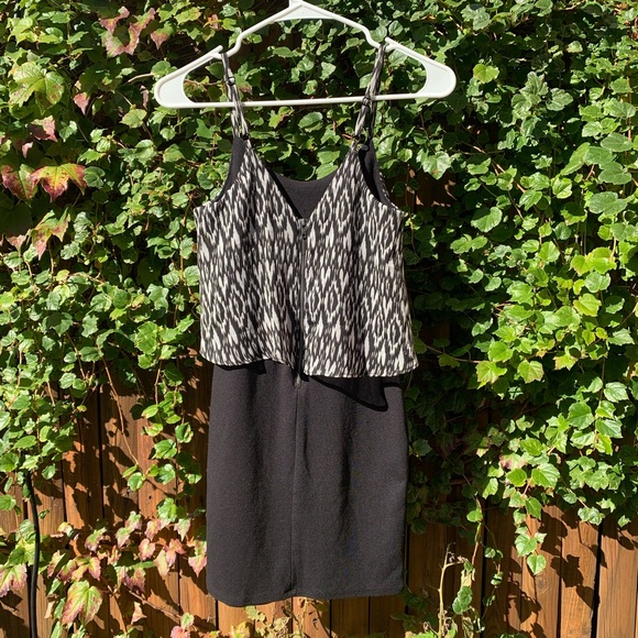 AE Black BodyCon Dress - Picture 3 of 4